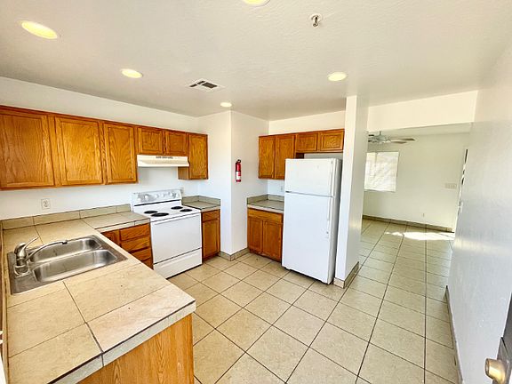5th image of 7553 N 21st Ave APT 4