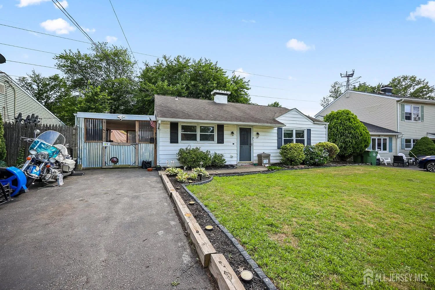 20 Dayton Rd photo 1