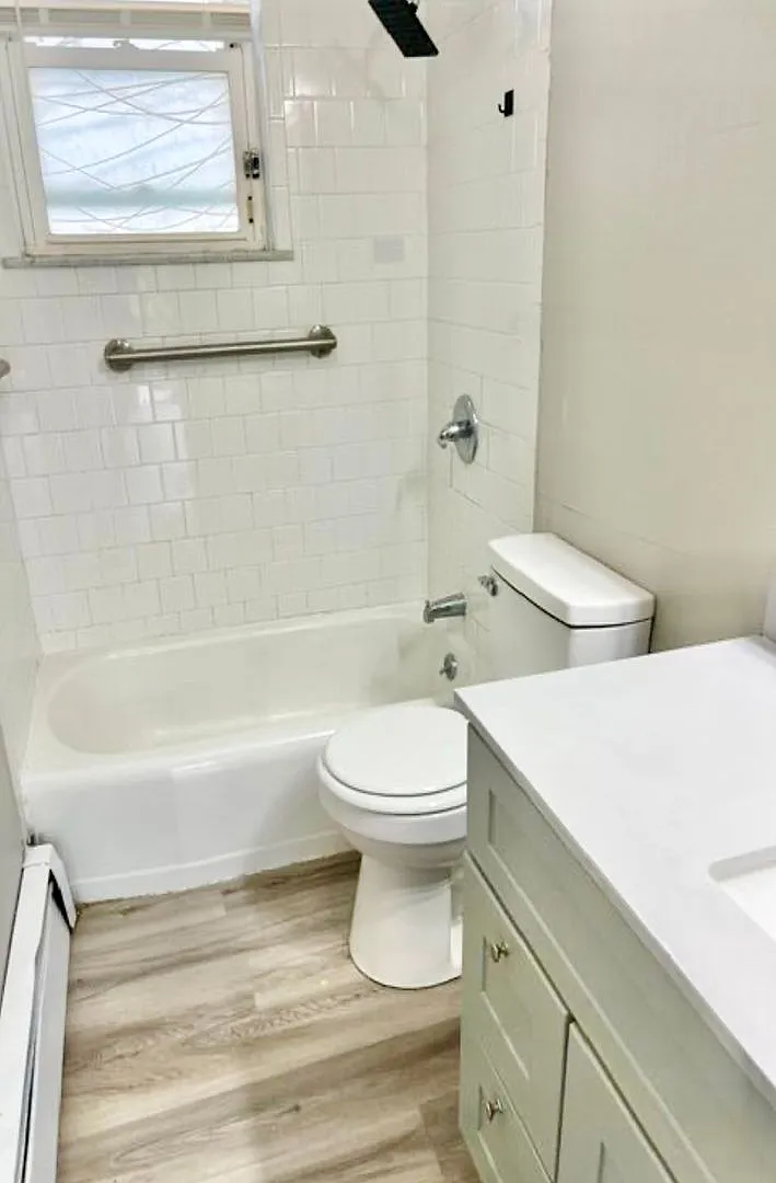 35 Gloucester Street — Photo 4