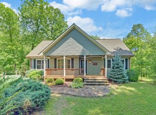1505 Smithfield Ln, Young Harris, GA 30582