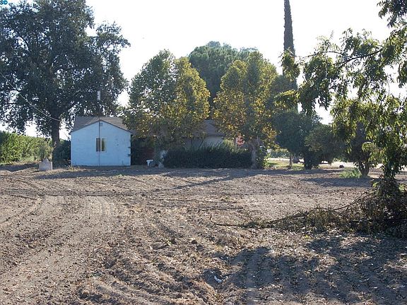 4th image of 41990 Road 64