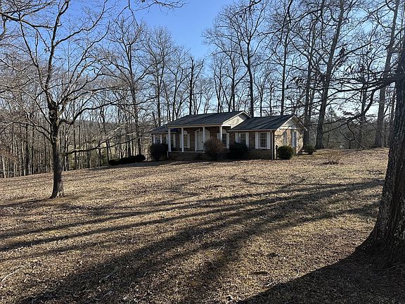 2nd image of 2089 Pettit Cove Rd