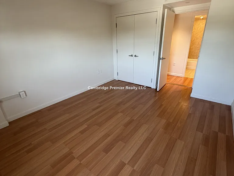 281 Harvard St #43 — Photo 9