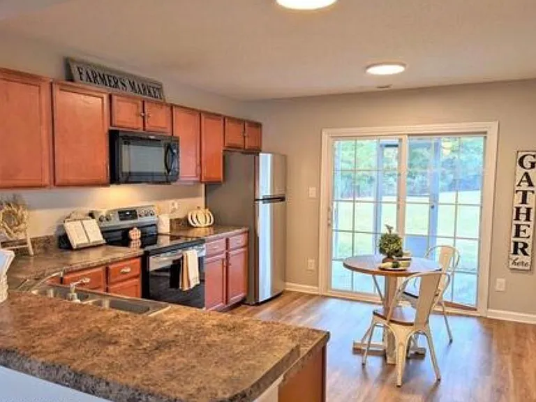 1008 Ornate Dr — Photo 4
