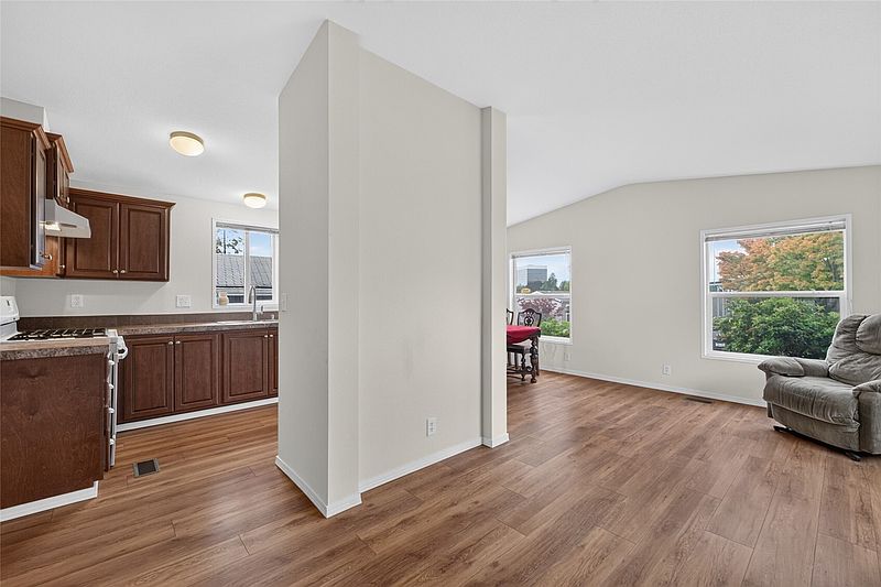3rd image of 3433 S 182nd Street
