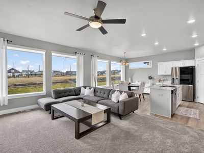 15227 Deerview Dr, Urbandale, IA, 50323
