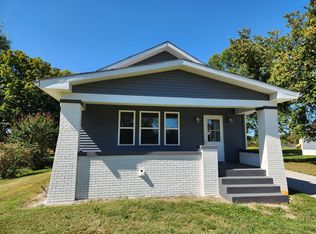 6110 Mesker Park Dr, Evansville, IN 47720