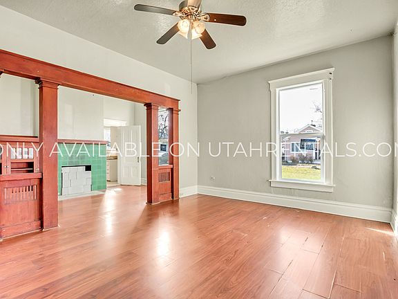 5th image of 3162 Adams Ave
