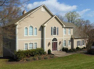 6739 Hidden Woods Dr, Roanoke, VA 24018