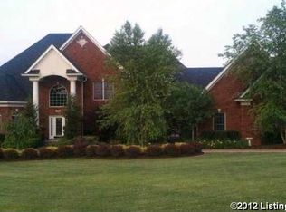 18301 Bridgemore Ln, Louisville, KY 40245