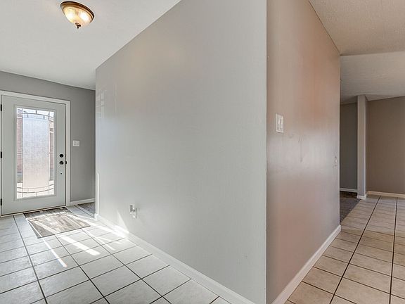 5th image of 3508 Comanche Pl
