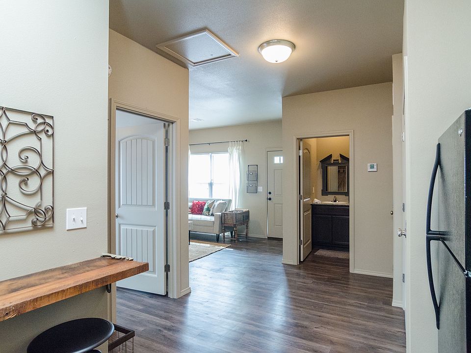 1st image of 3110 Catnip Ln