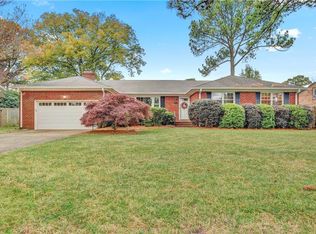 1041 Patrick Henry Way, Virginia Beach, VA 23455