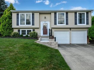 1624 Kasserine Ct, Twinsburg, OH 44087
