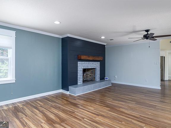 5th image of 708 Virginia Ave