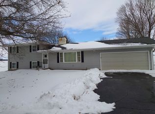 16620 Carroll Rd, Morrison, IL 61270