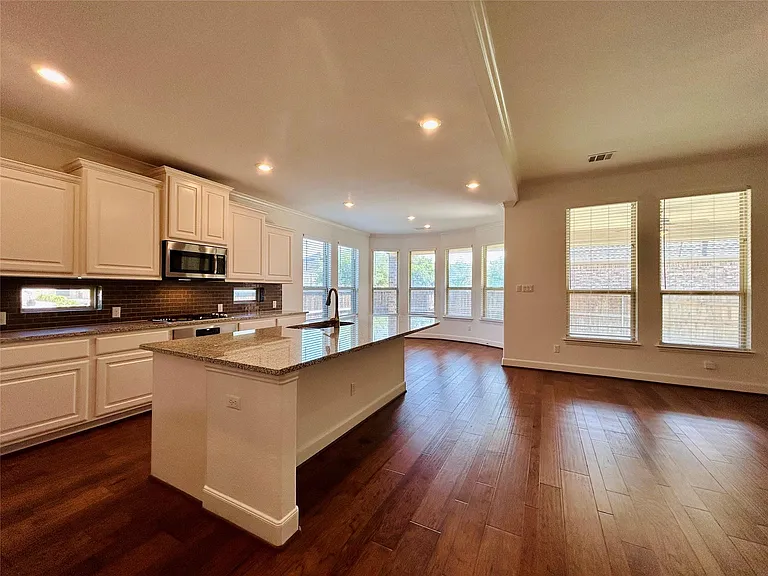103 County Road 180 Rd #76 — Photo 7