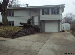 9624 Sprague St, Omaha, NE 68134