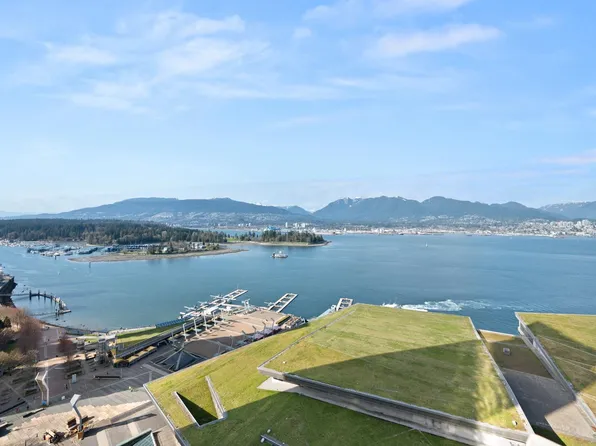 1011 Cordova St W #2808, Vancouver, BC V6C 0B2