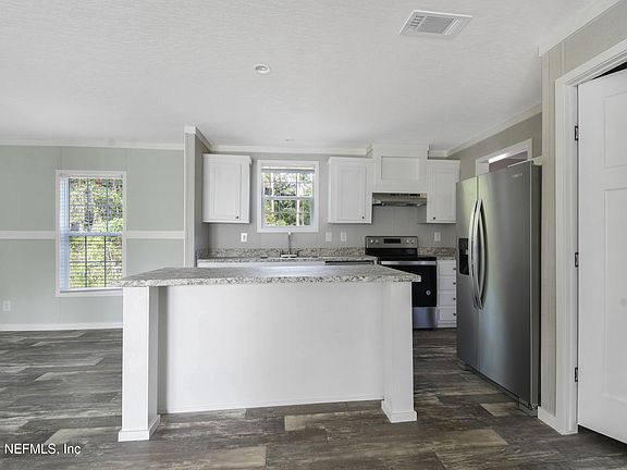 5th image of 10225 KIRCHHERR Avenue