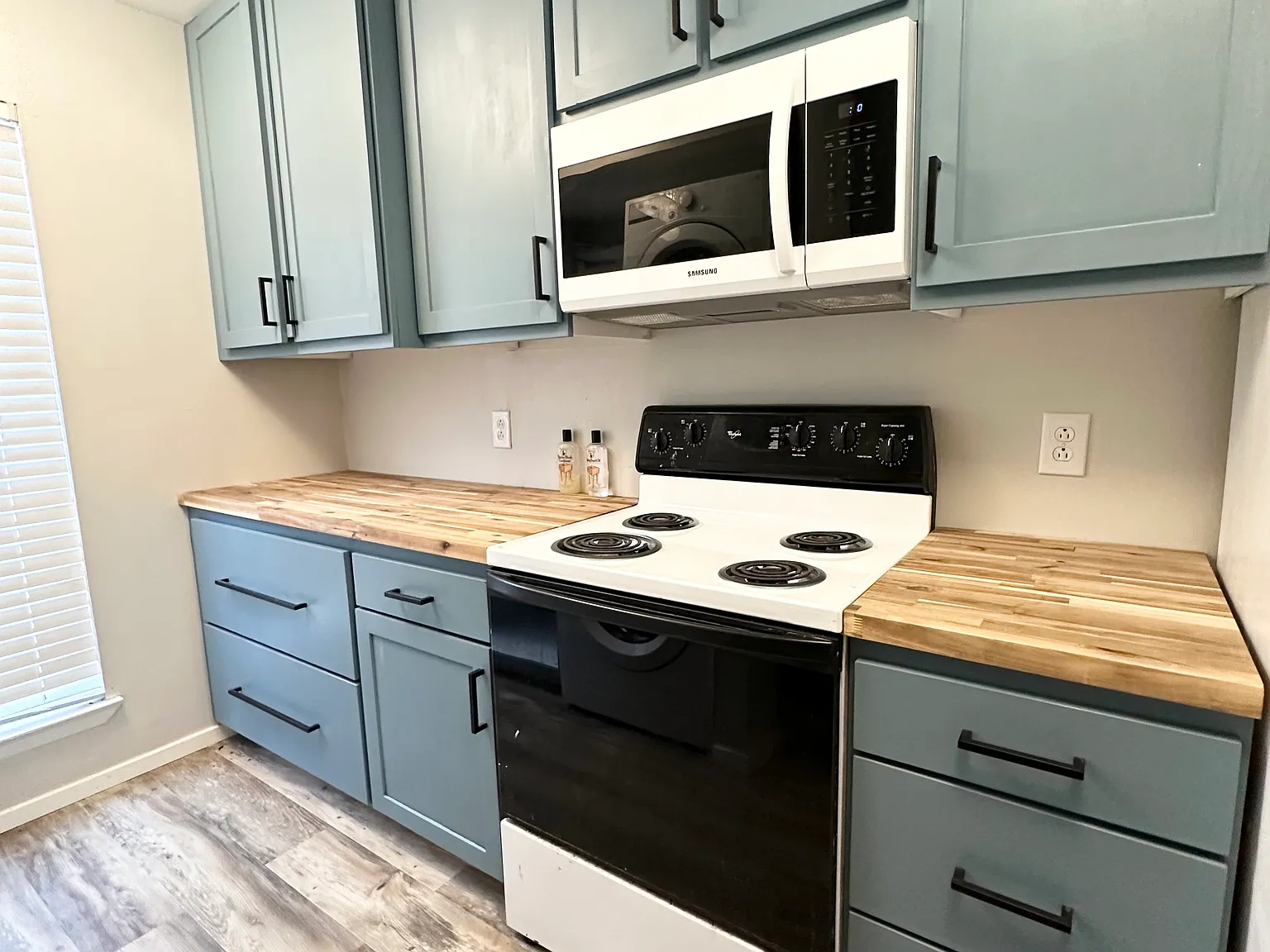 2 bed, 1.5 bath, 1367 sqft, $1,250 — Photo 3