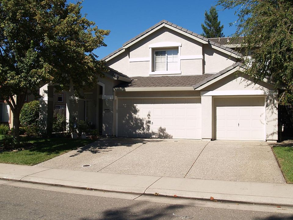 1st image of 370 Seaton Dr