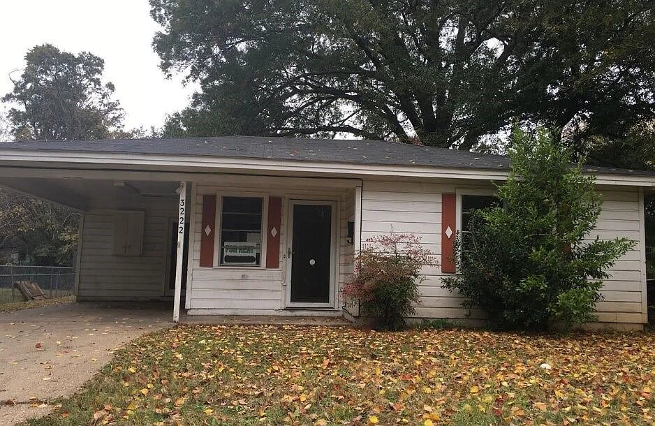 1st image of 3222 Desoto St