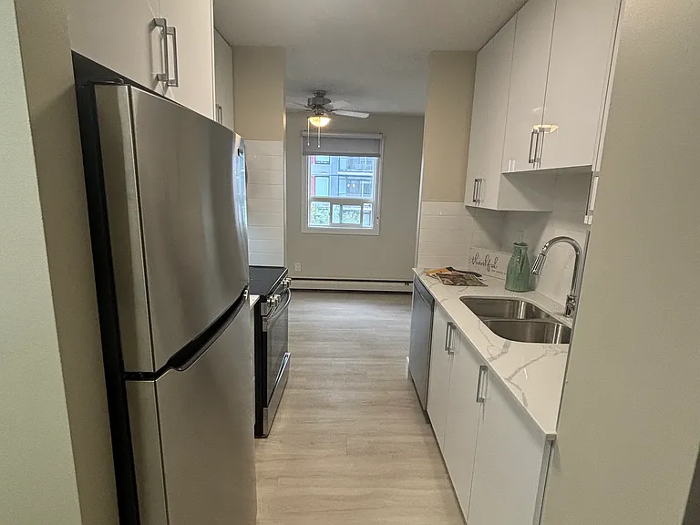 815 14th Ave SW — Photo 22