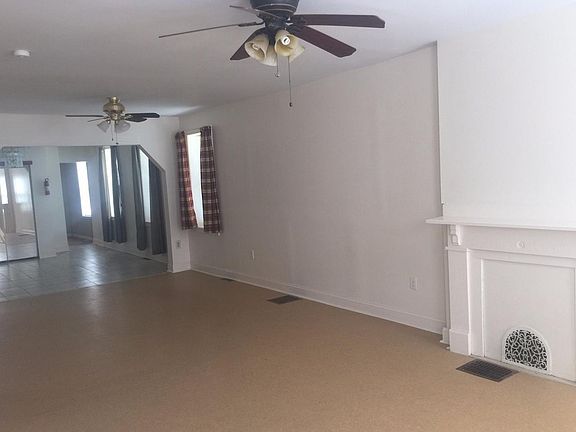 3rd image of 344 S Claymont St