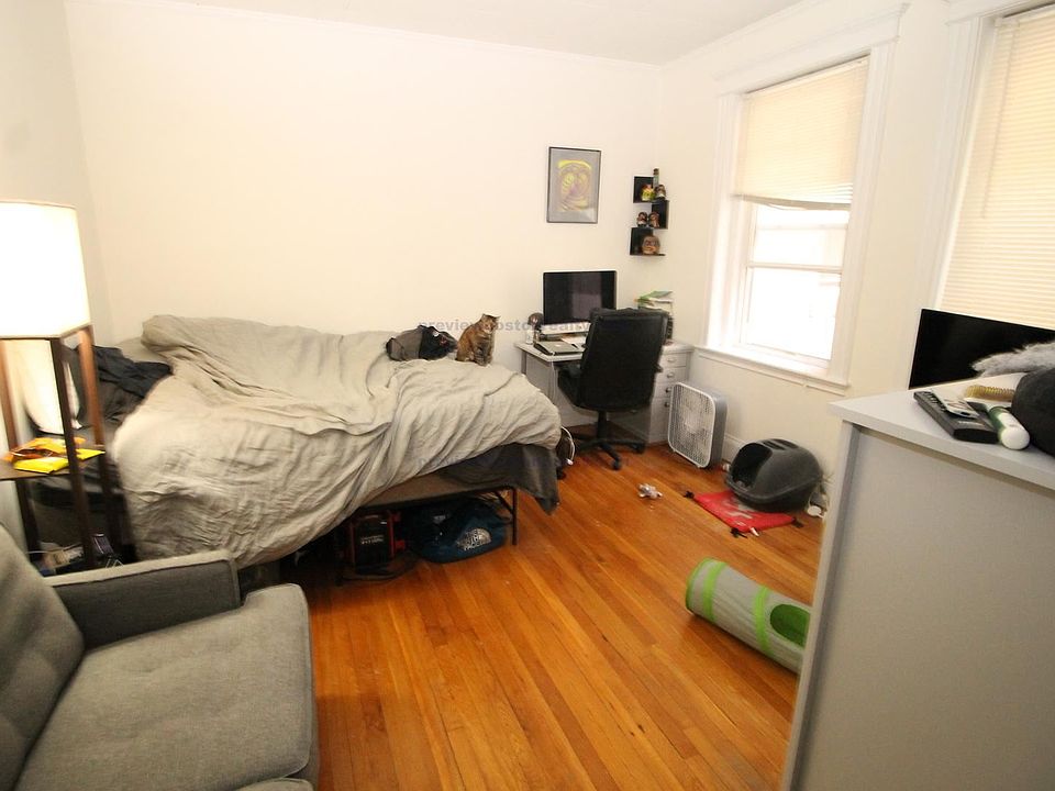 2nd image of 6 Orkney Rd #5MA