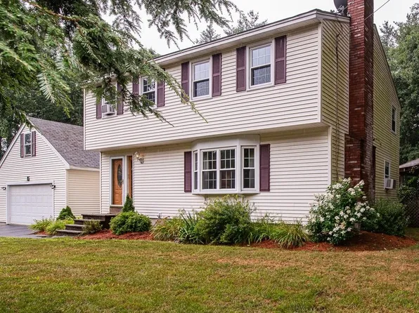 15 Madison Lane, Merrimack, NH 03054
