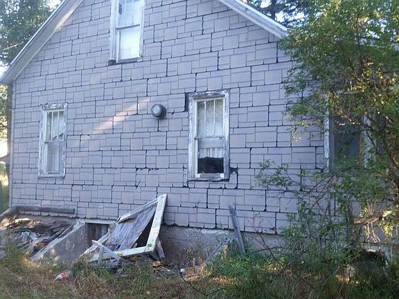3rd image of 150 S Crapo St