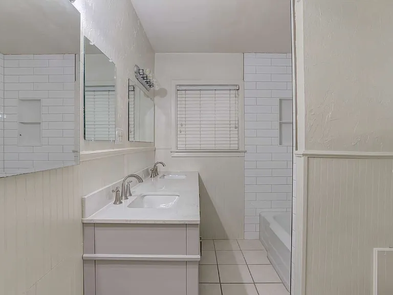 3115 32nd St — Photo 21