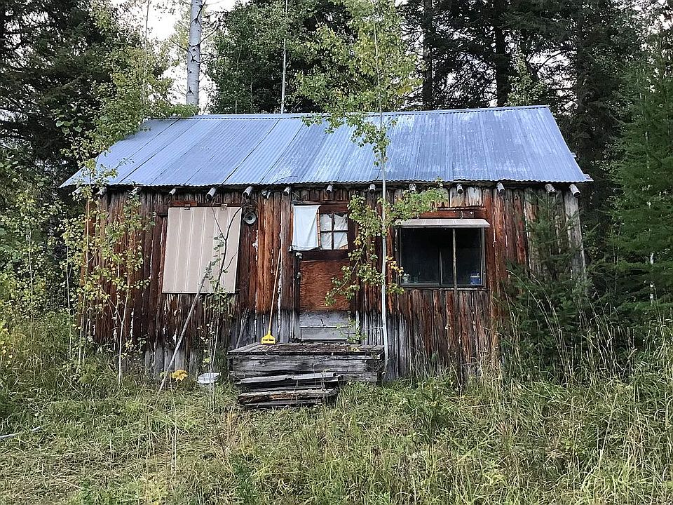 2nd image of 562 Fortyniner Ln