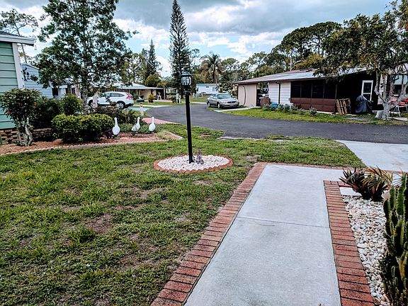 5th image of 9859 Tamarron Ct