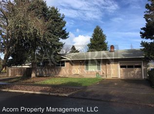 980 V St, Springfield, OR 97477