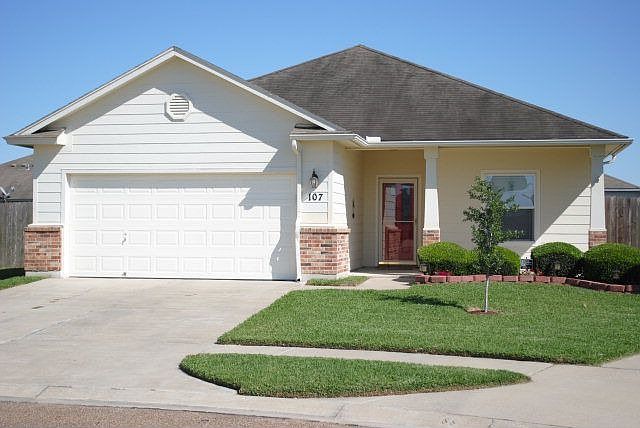1st image of 107 Sierra Ct