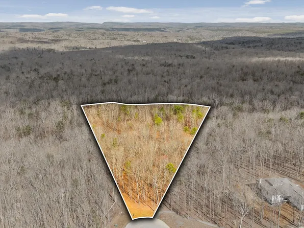 8283 Bear Paw Trl #107, Signal Mountain, TN 37377