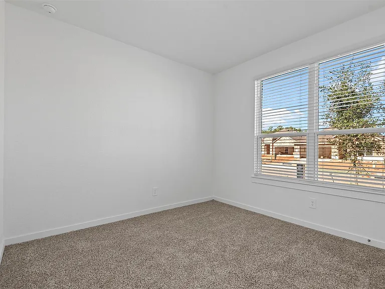 1069 Dancing Feather St — Photo 10