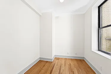 Rented by Curzon Real Estate