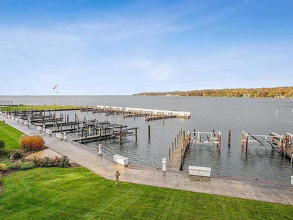 2nd image of 10674 Regatta Way #4323D
