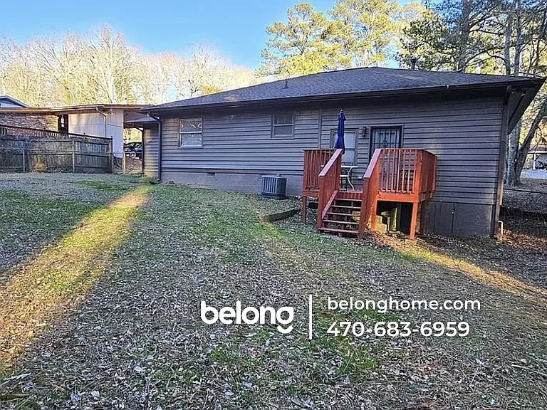 2511 Susan Ln SW — Photo 12