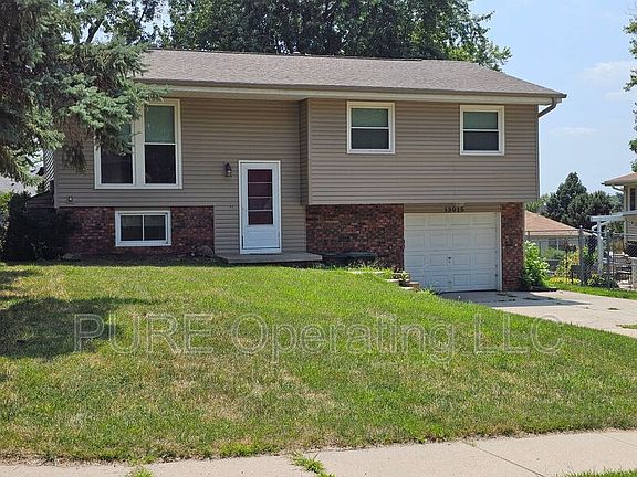 2nd image of 13015 Taylor Cres