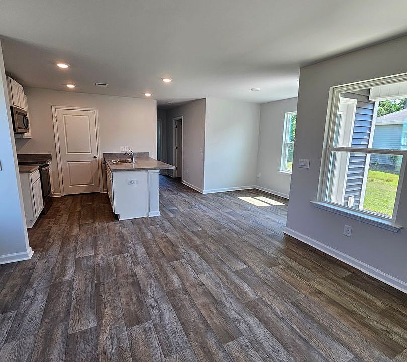 185 Buckhorn Ave Holly Ridge NC Zillow