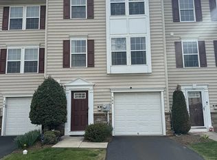 304 Susan Cir, North Wales, PA 19454