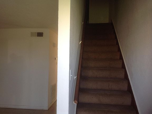 5th image of 18 Ann Louise St