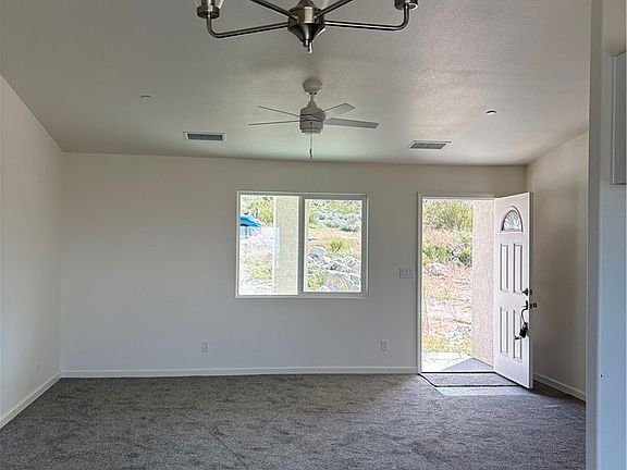 4th image of 32224 Emerald Rd