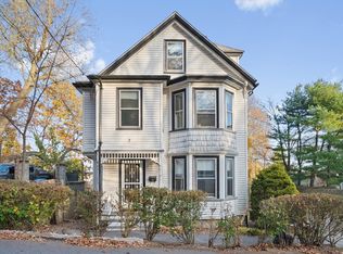 17 Caldwell Rd, Waltham, MA 02453