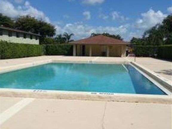 5th image of 5100 Palm Hill Dr APT 206