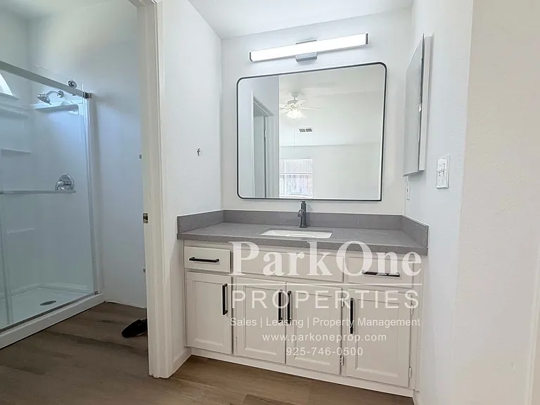 2848 Saint Joseph Dr — Photo 10
